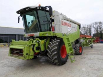 Combine harvester CLAAS LEXION 550: picture 1