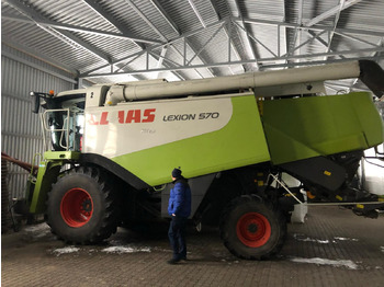 Harvester CLAAS Lexion 570: picture 1