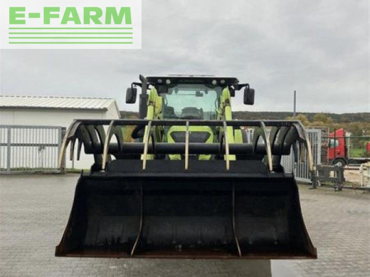 Farm tractor CLAAS arion 650 cebis: picture 17