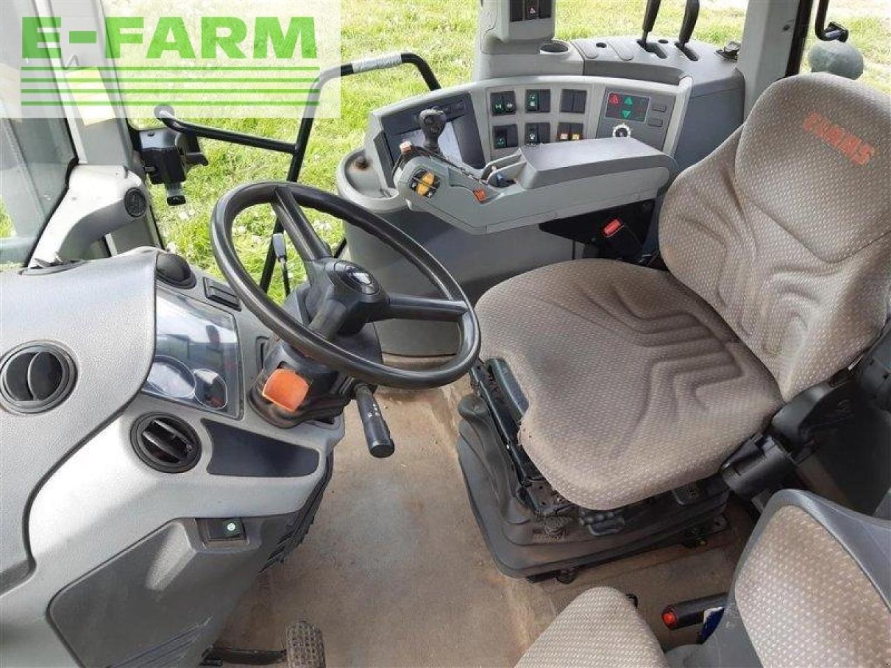 Farm tractor CLAAS axion 810 cebis: picture 9