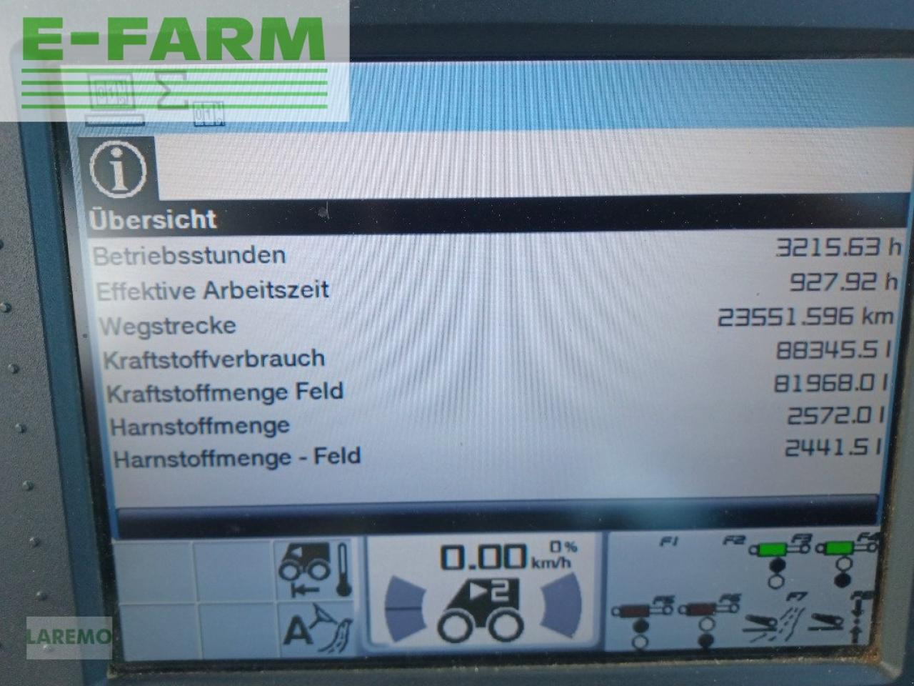 Farm tractor CLAAS xerion 4000 vc: picture 22