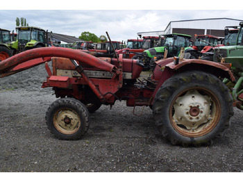 Farm tractor Case-IH 383: picture 2