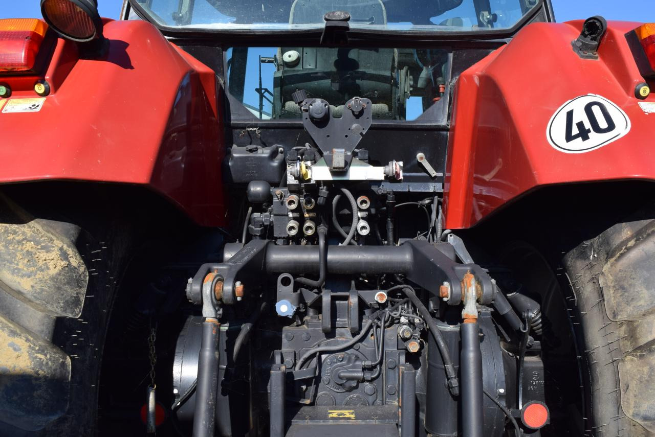 Farm tractor Case-IH CVX 1155: picture 5