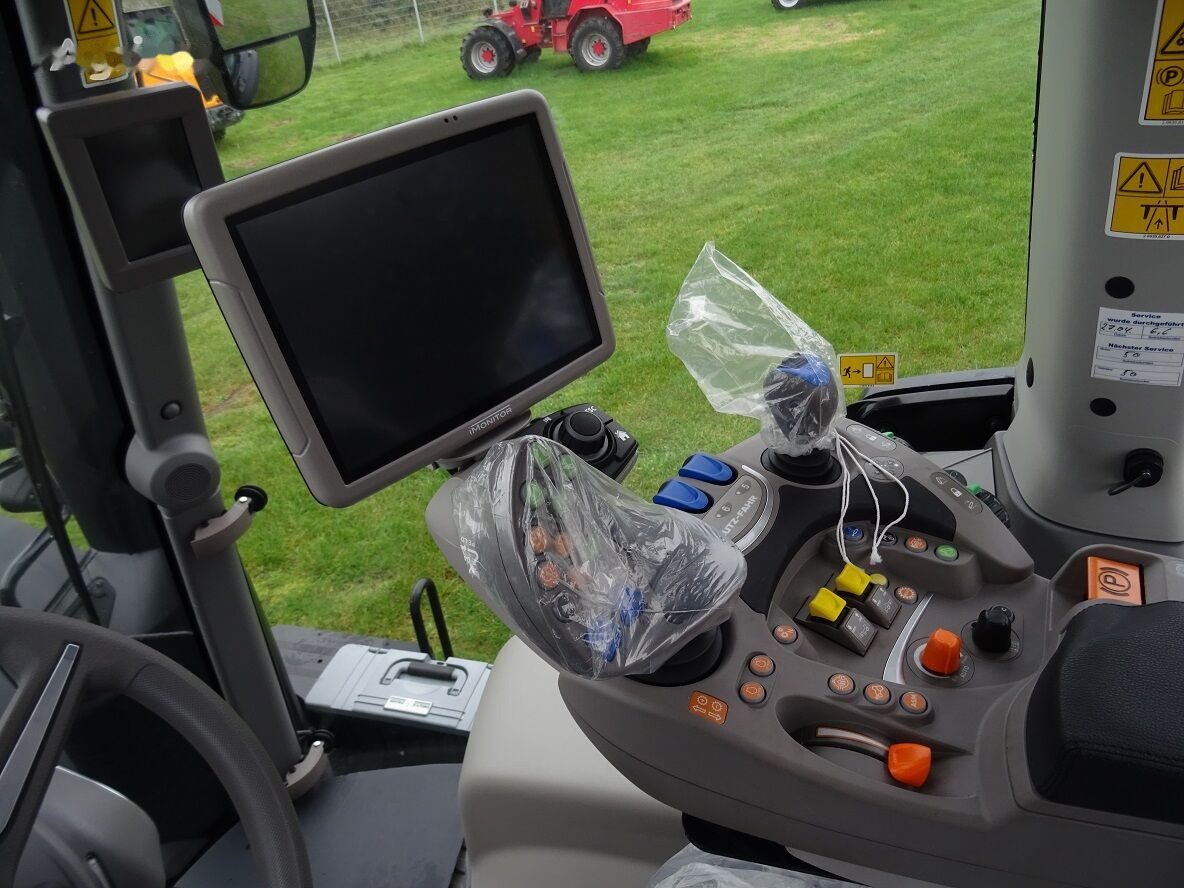 New Farm tractor Deutz-Fahr 9340 TTV Agrotron: picture 19