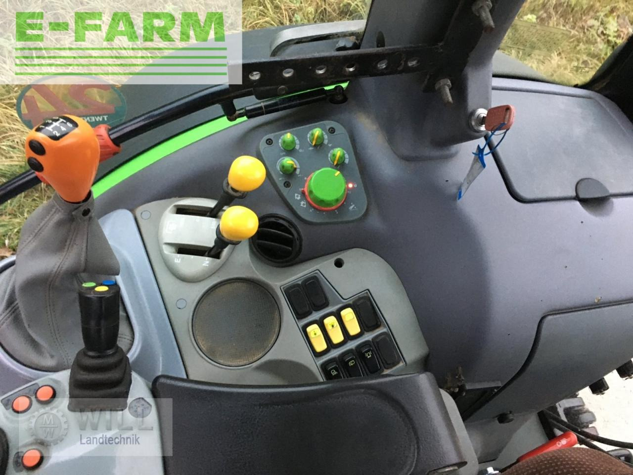 Farm tractor Deutz-Fahr m640: picture 11