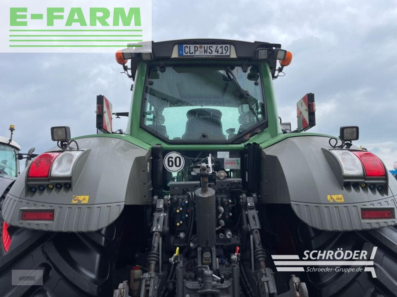 Farm tractor Fendt 828 s4 profi plus: picture 17