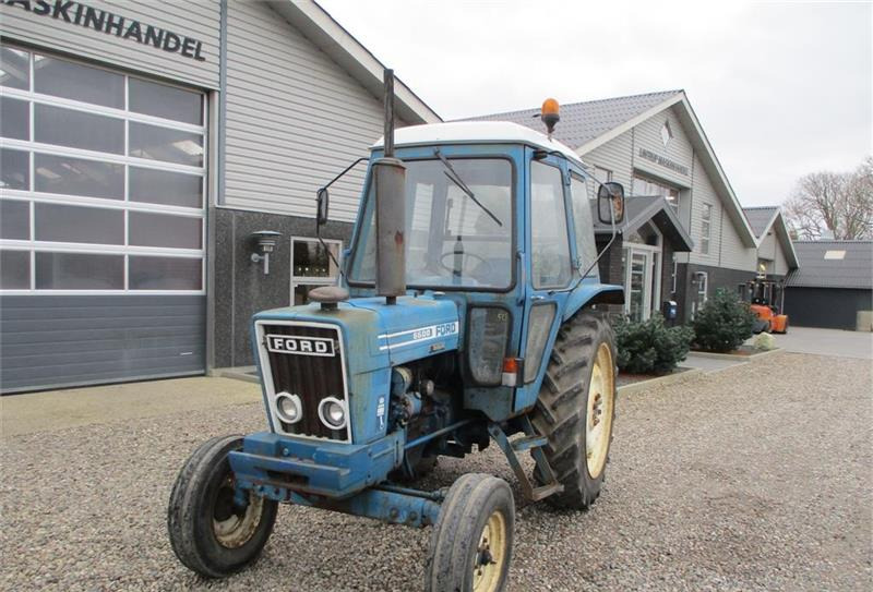 Farm tractor Ford 6600: picture 7