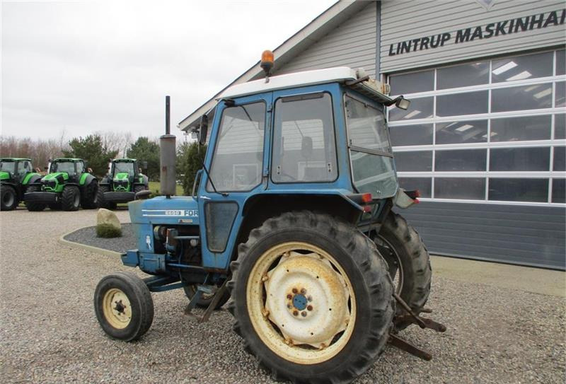 Farm tractor Ford 6600: picture 3