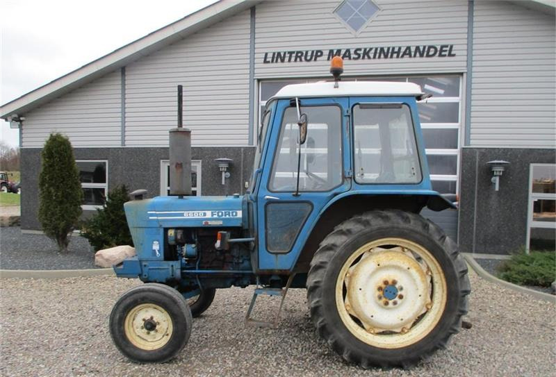 Farm tractor Ford 6600: picture 9