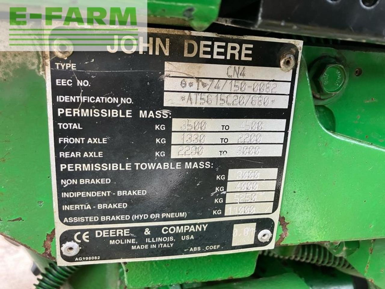 Farm tractor John Deere 5615 f: picture 18