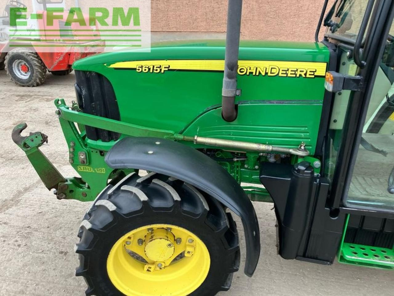 Farm tractor John Deere 5615 f: picture 8