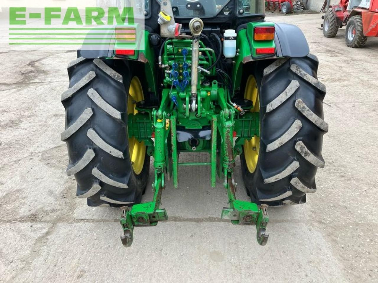 Farm tractor John Deere 5615 f: picture 12