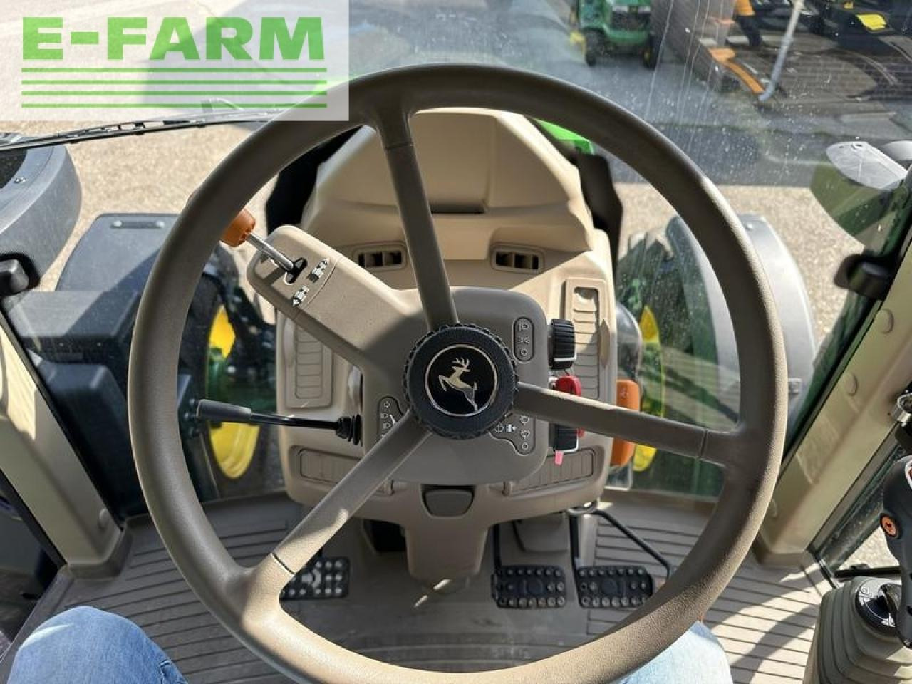 Farm tractor John Deere 6100m auto quad+kruip+fronthef: picture 30