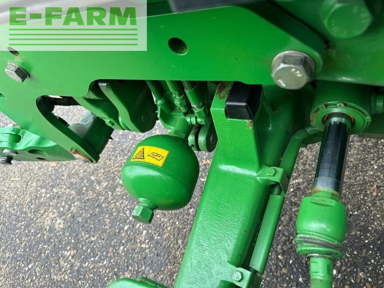 Farm tractor John Deere 6120m aq+kruip fronthef+pto: picture 12