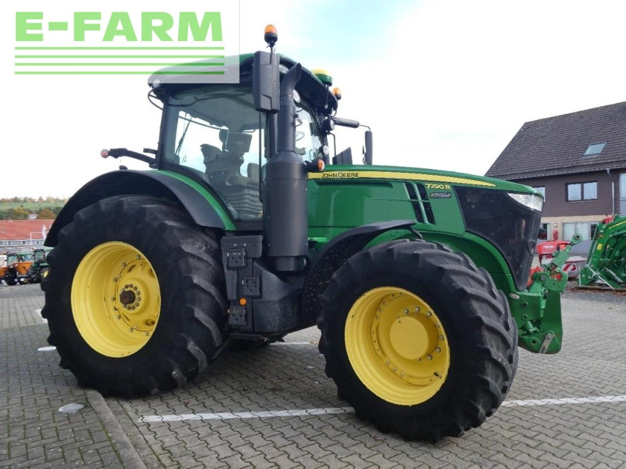 Farm tractor John Deere 7290r: picture 4