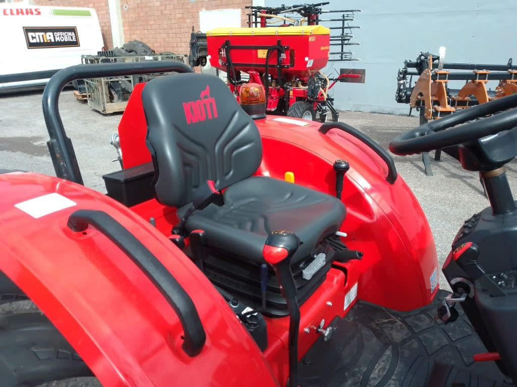 New Farm tractor Kioti DK5020: picture 11