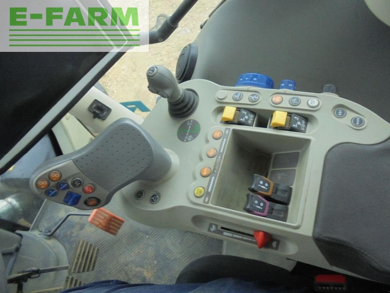 Farm tractor Landini 7-160: picture 8