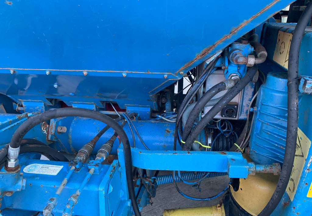 Combine seed drill Lemken solitaire 9/400 4 meter folding combination: picture 6