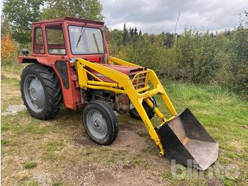Farm tractor MF 135 Special: picture 1