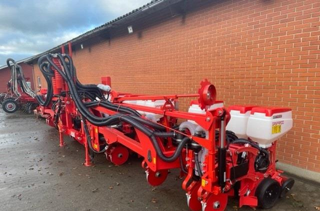 Seed drill Maschio Gaspardo Manta XL 12 rk Isotronic: picture 2