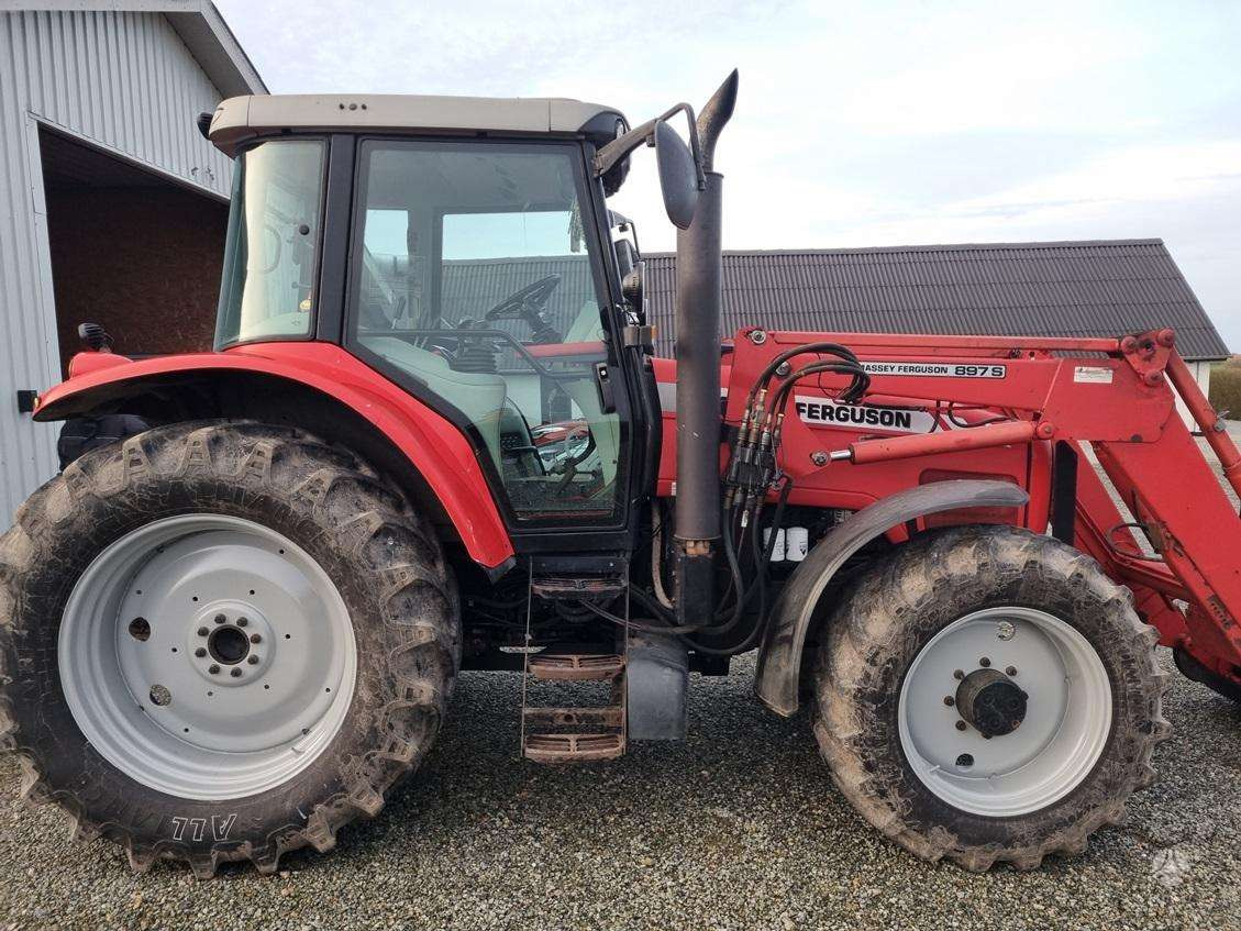 Farm tractor Massey Ferguson 6465: picture 5