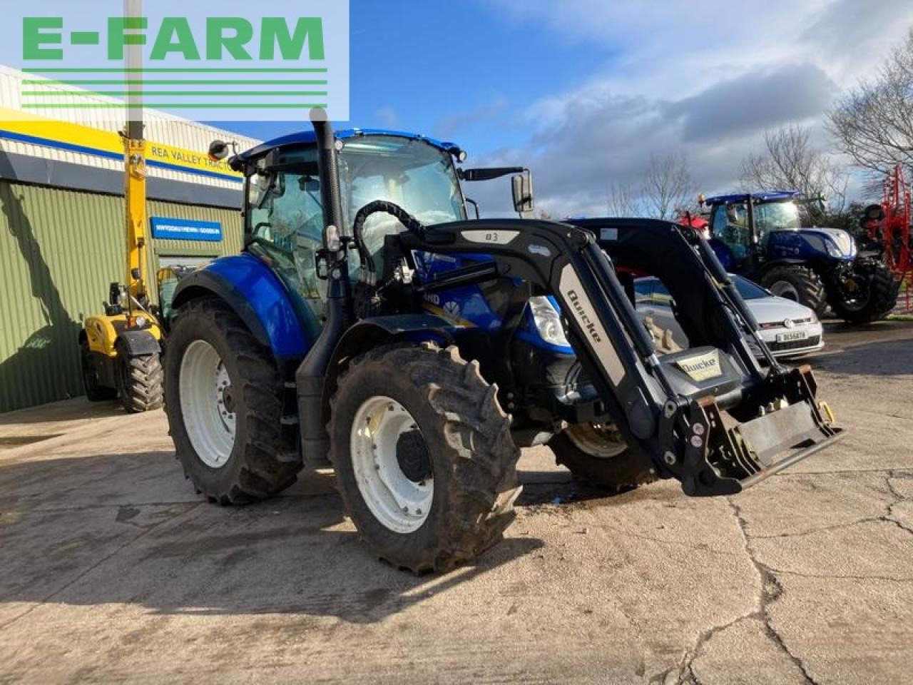 Farm tractor New Holland t5.120: picture 6