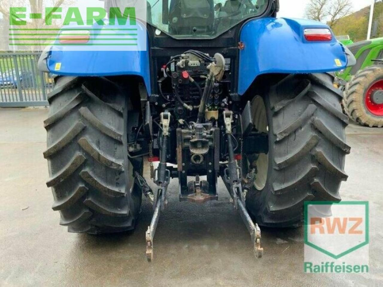 Farm tractor New Holland t6050: picture 8