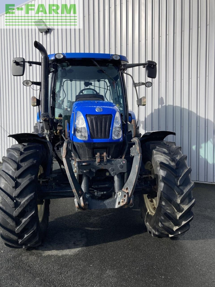 Farm tractor New Holland t6.140 electro command: picture 6