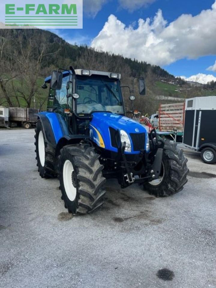 Farm tractor New Holland tl90a (4wd): picture 2