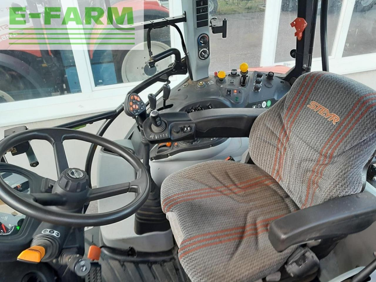 Farm tractor Steyr 4115 multi komfort: picture 12
