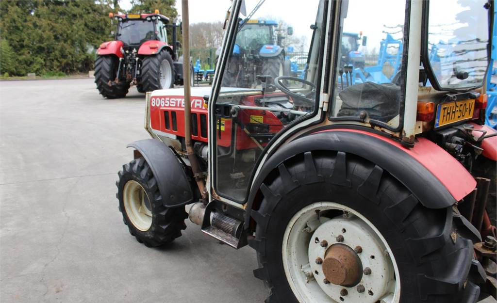 Farm tractor Steyr 8065 Turbo smalspoor: picture 11