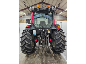 Farm tractor Valtra A83: picture 4