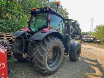Farm tractor Valtra N104: picture 3