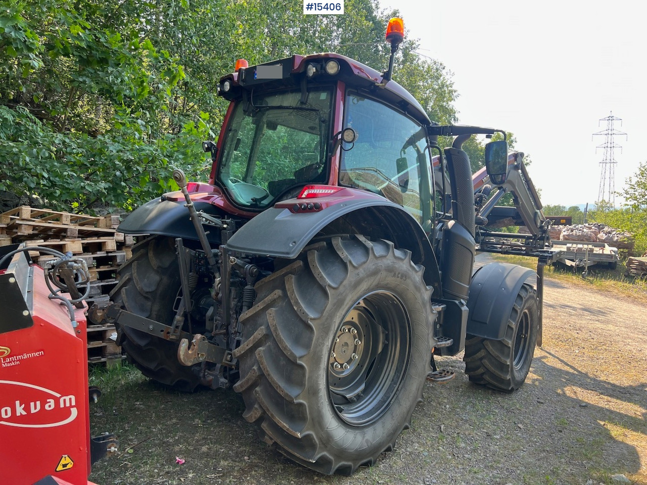 Farm tractor Valtra N104: picture 4