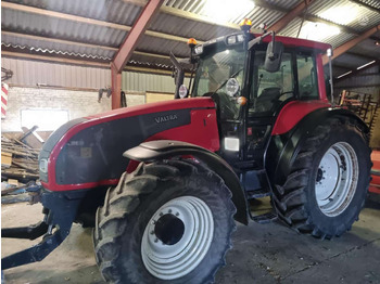 Farm tractor VALTRA T170