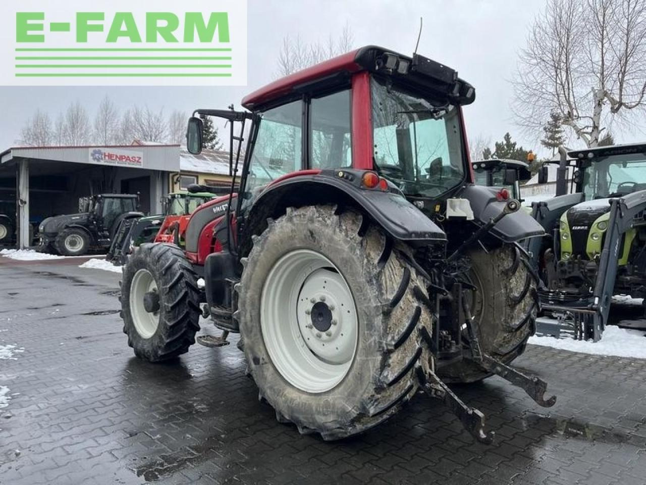 Farm tractor Valtra n121 hitech: picture 7