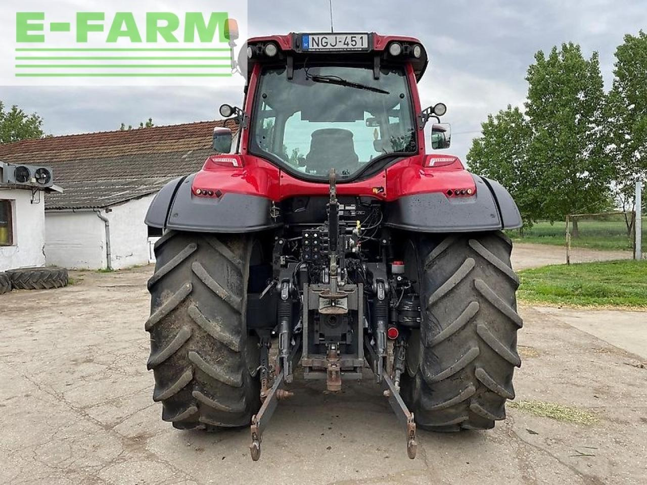 Farm tractor Valtra t234 a: picture 6