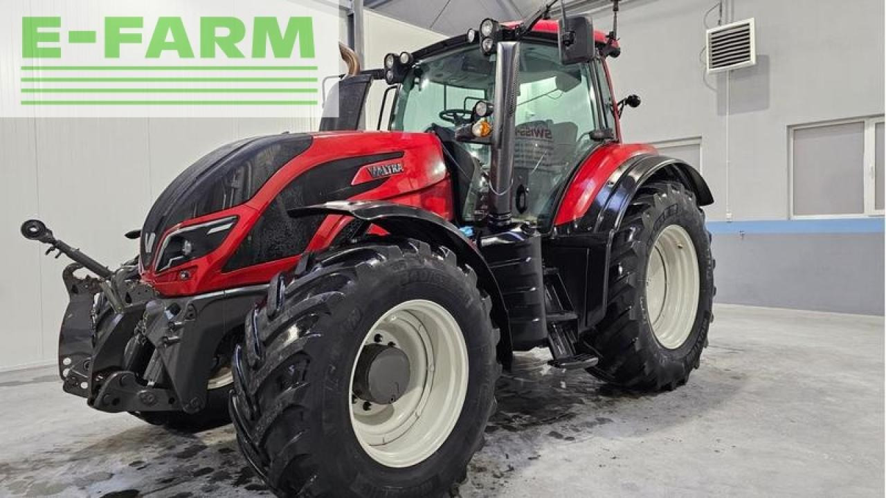 Farm tractor Valtra t 154 hitech: picture 2