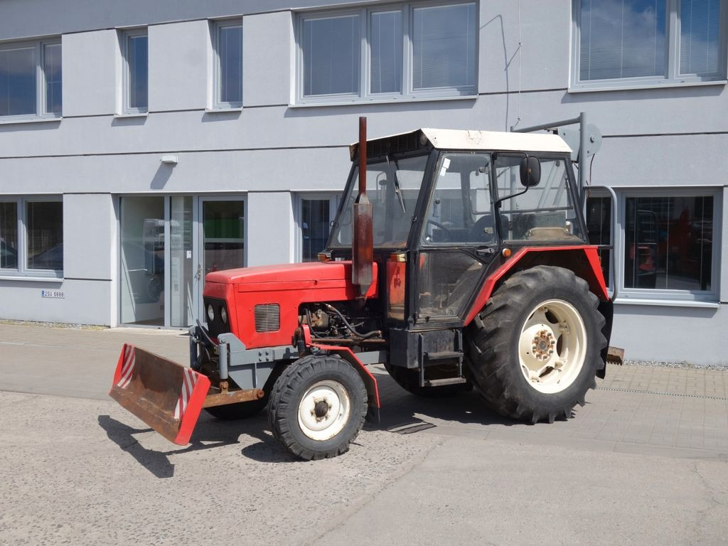 Farm tractor Zetor 7211 mit Winde: picture 2