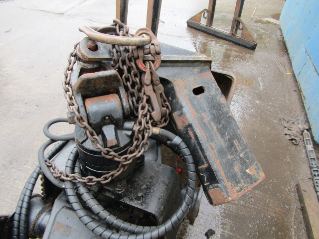 Clamshell bucket for Construction machinery GRAB BUCKET 350 LTR WITH KINSHOFFER ROTATOR: picture 4