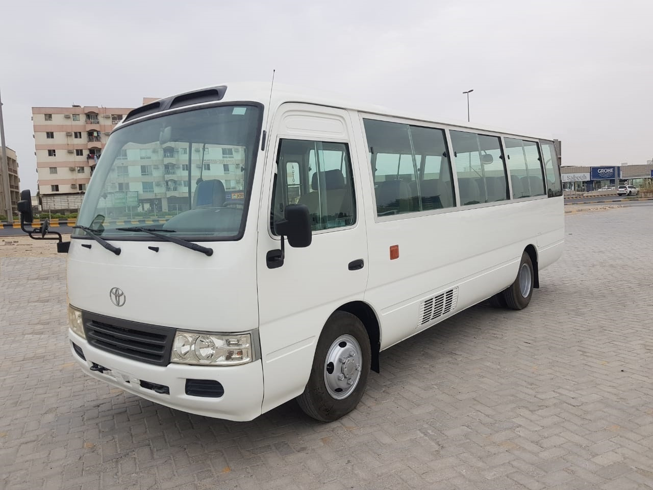 TOYOTA Coaster ... 30 places on lease TOYOTA Coaster ... 30 places: picture 1