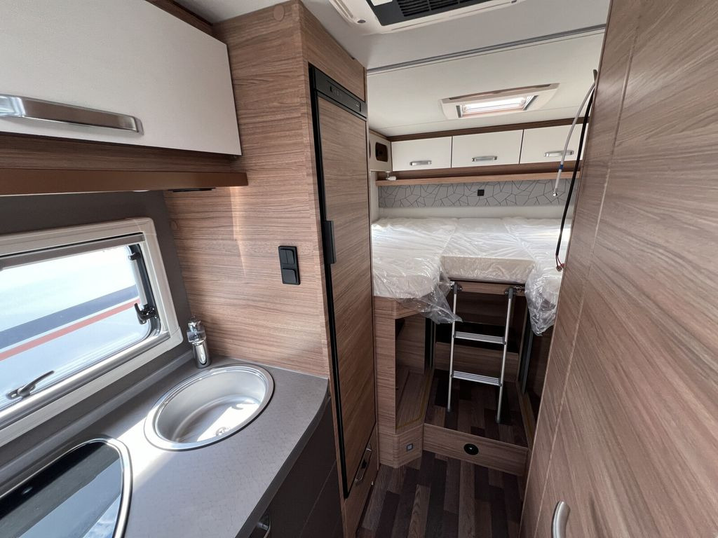 New Semi-integrated motorhome Weinsberg CaraCompact MB EDITION PEPPER 640 MEG 5 Jahre Ga: picture 10