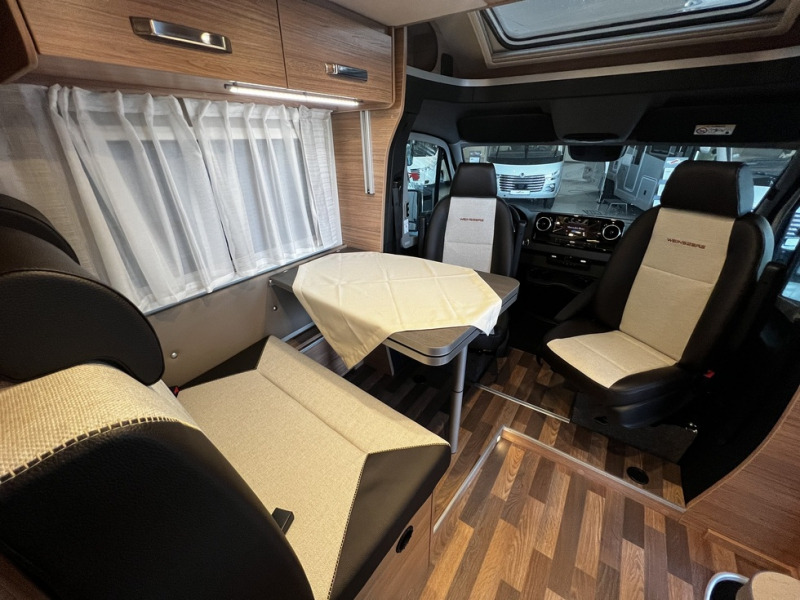 New Semi-integrated motorhome Weinsberg CaraCompact Suite MB 640 MEG Pepper Edition: picture 6