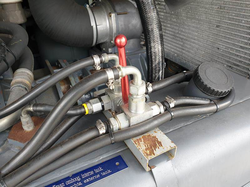 Air compressor Atlas-Copco XATS 377 CD - N: picture 11