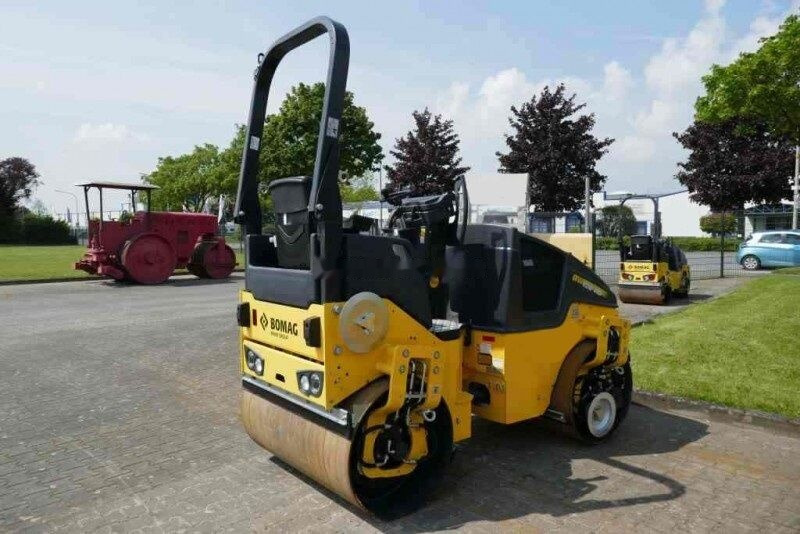Road roller BOMAG BW 120 AD-5: picture 4