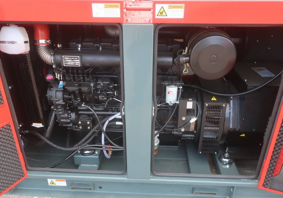 Generator set Bauer GFS-90KW ATS 112.5KVA Diesel Generator 400/230V: picture 9