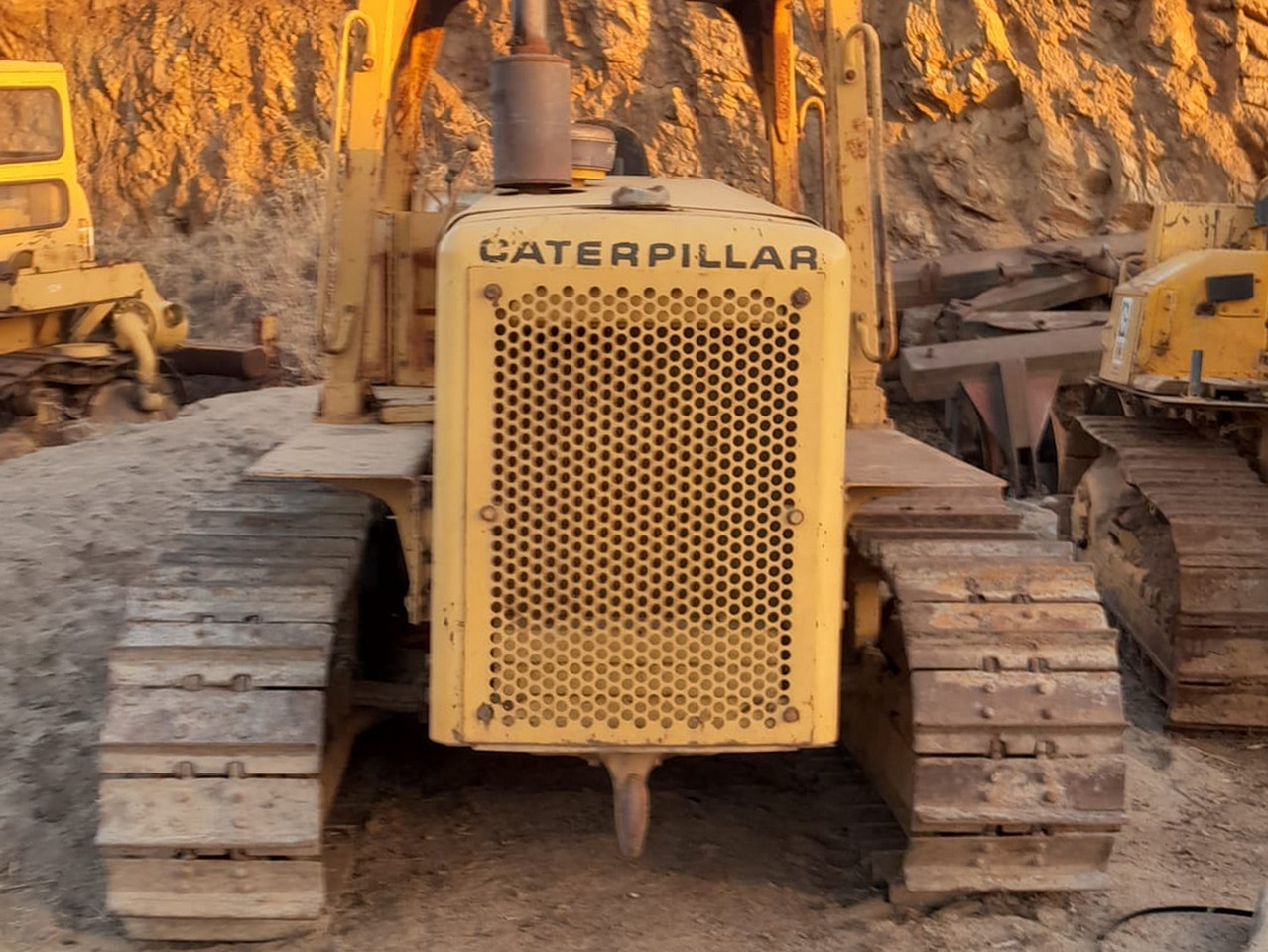 Bulldozer CATERPILLAR D5B: picture 6