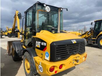 Wheel loader CAT 907M: picture 4
