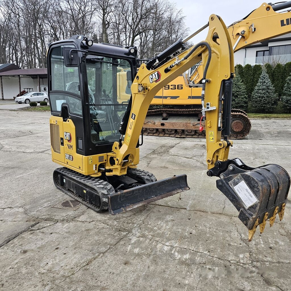 New Mini excavator Caterpillar 301.8: picture 3
