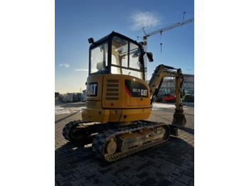 Mini excavator Caterpillar 302.7 DCR: picture 4